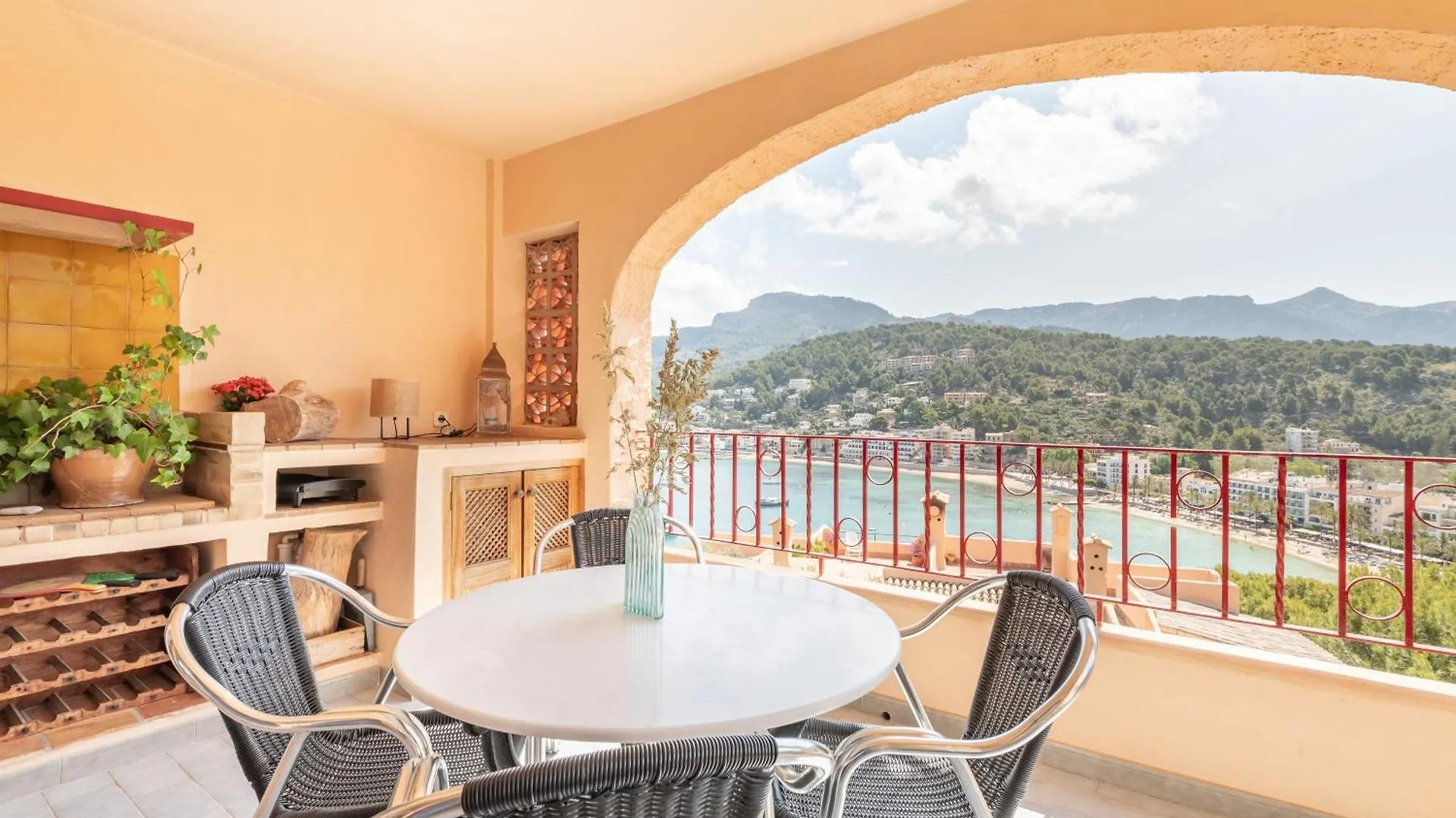 Puerto de Sóller Montemar 36 아파트
